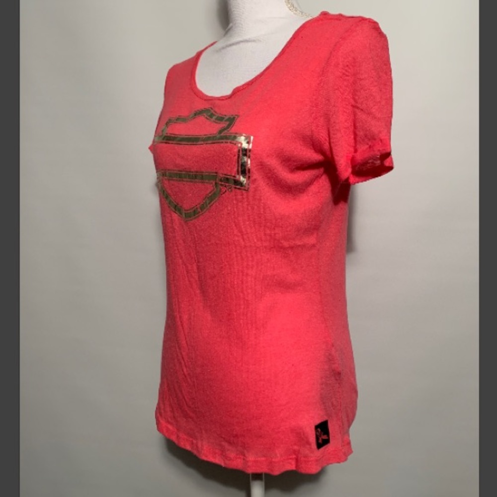 Women’s Harley Davidson pink T-shirt!